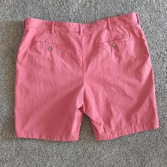 Izod men's 42in waist shorts - Picture 2 of 5